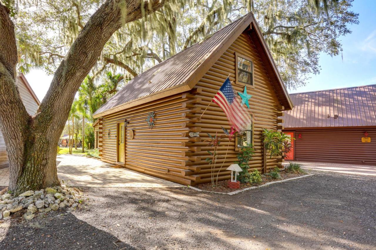 Okeechobee Cabin With Patio And Community Pool! Kültér fotó