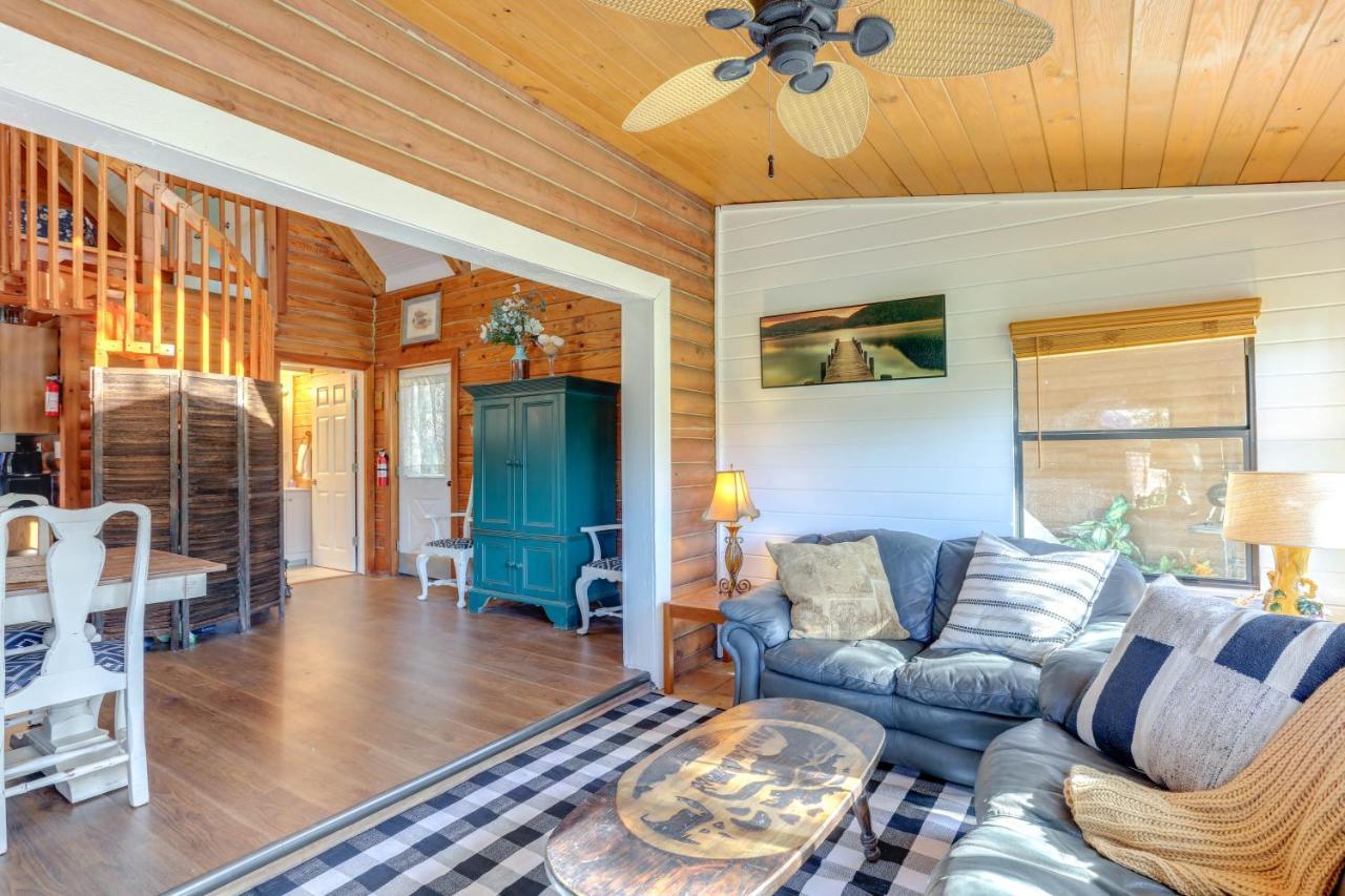 Okeechobee Cabin With Patio And Community Pool! Kültér fotó